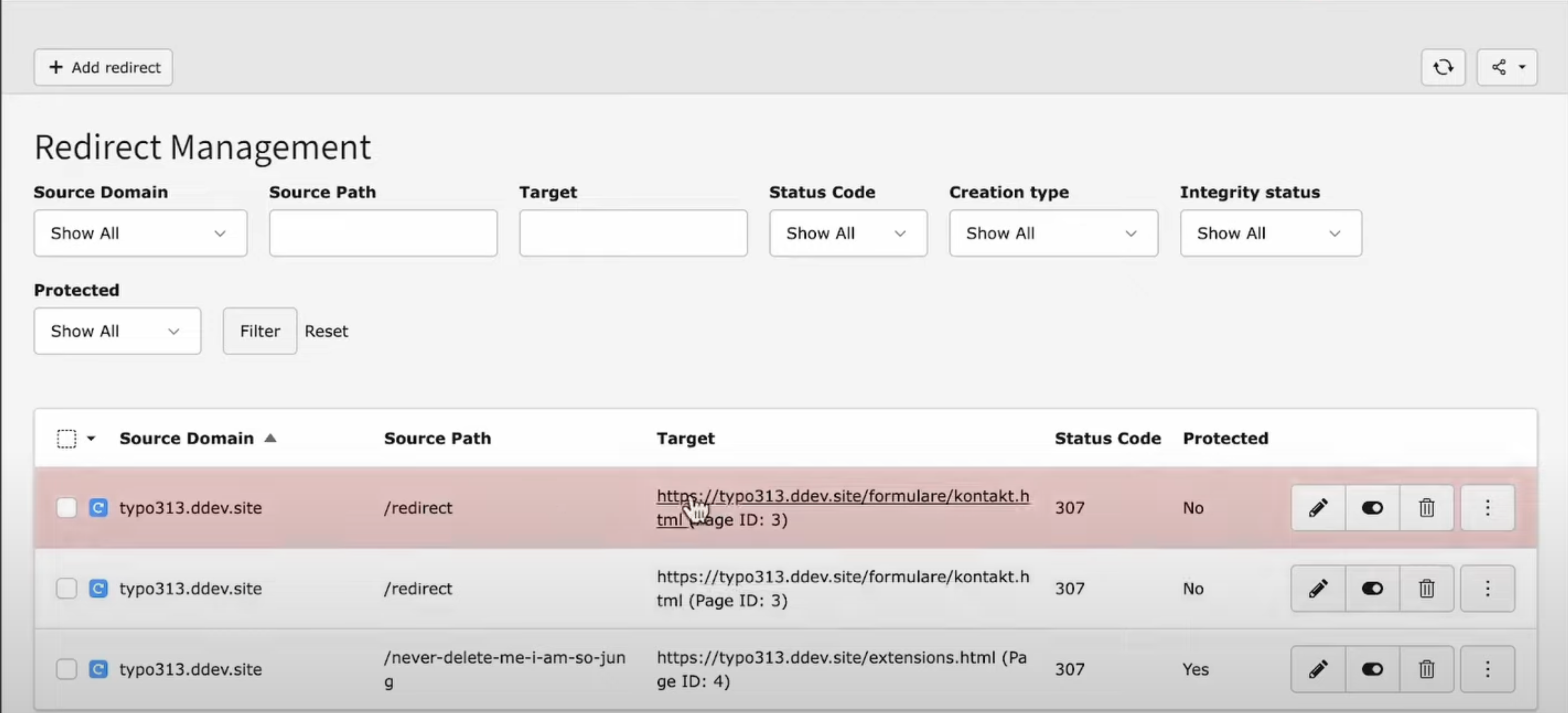 Red Redirects Red marked Redirects if there are 2 identical